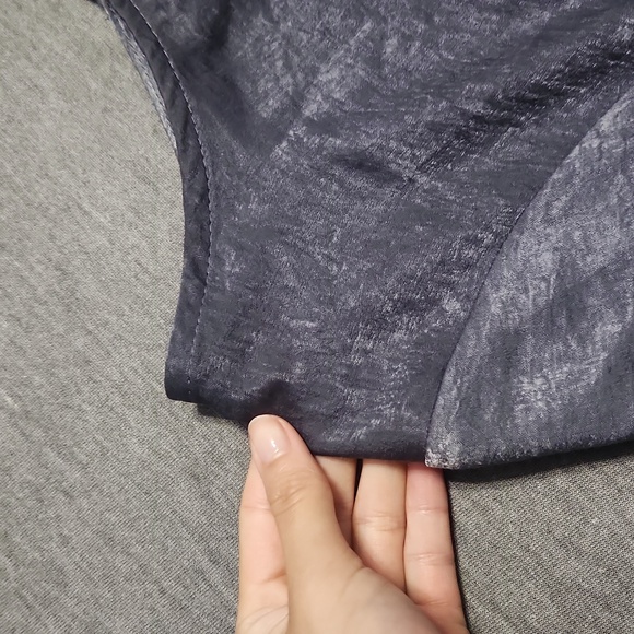 Bobeau Brand Flowy Silver Gray 3/4-Length Bell-Sleeve Blouse Tunic Top Shirt - Picture 8 of 12